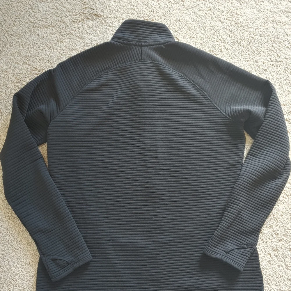 Adidas jacket - Picture 6 of 9